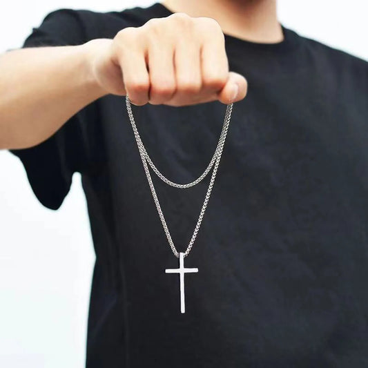 VNOX Cross Pendant Necklace - Strength & Style in Every Detail